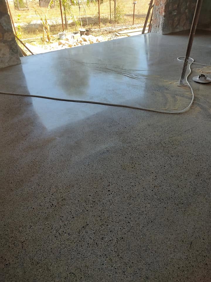 KKTC mermer silim uygulaması, doğal mermerde matlık ve kullanım izi azaltma, KKTC mermer silim, KKTC beton silim, Kıbrıs mermer silim, Kıbrıs beton silim ve beton cilalama uygulaması