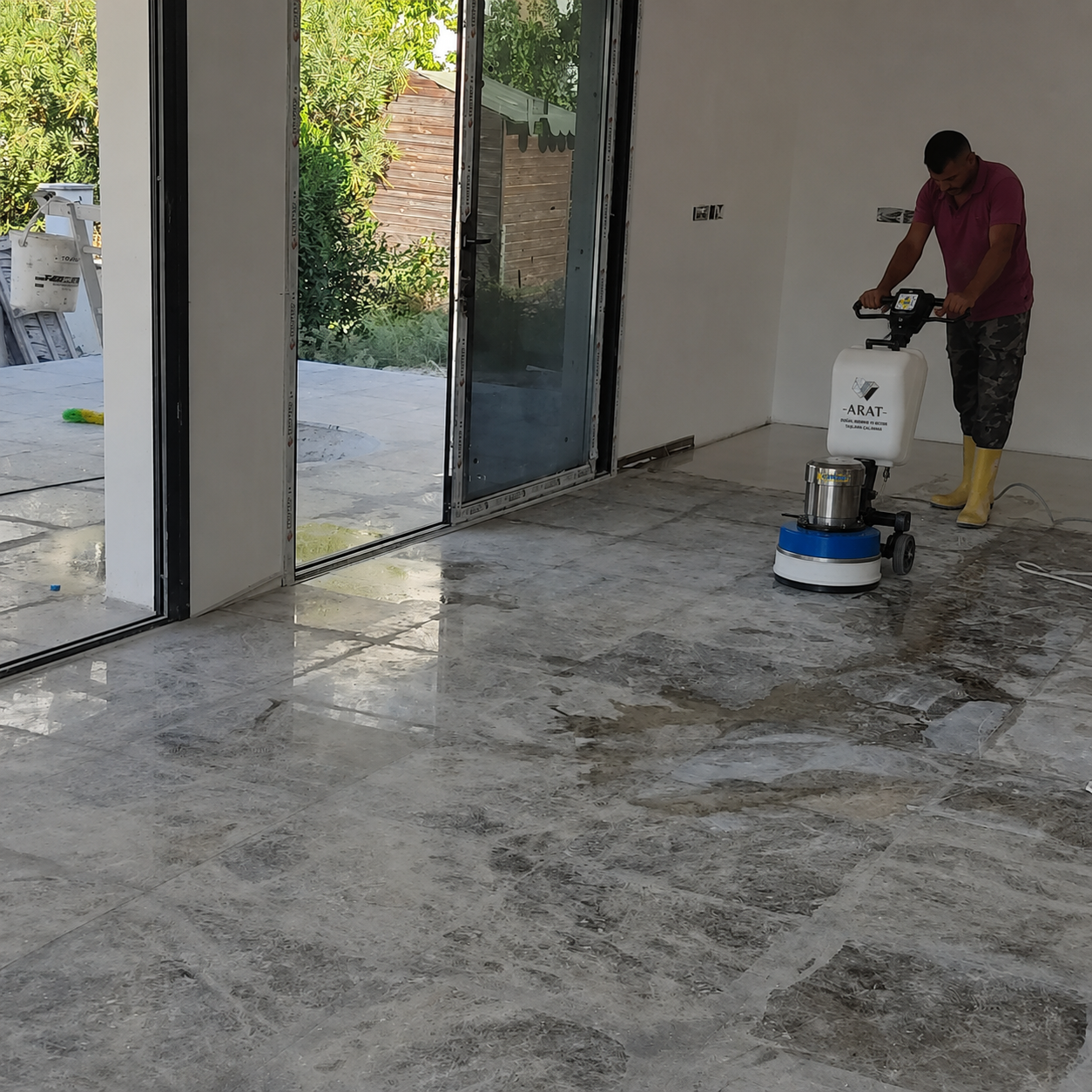 Kıbrıs mermer silim ve beton cilalama, profesyonel zemin yenileme uygulaması, KKTC mermer silim, KKTC beton silim, Kıbrıs mermer silim, Kıbrıs beton silim ve beton cilalama uygulaması